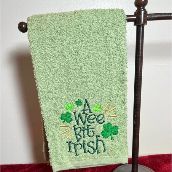 Irish St. Patrick’s Day Green embroidered kitchen towel,A Wee bit Irish st pat - Picture 3 of 6